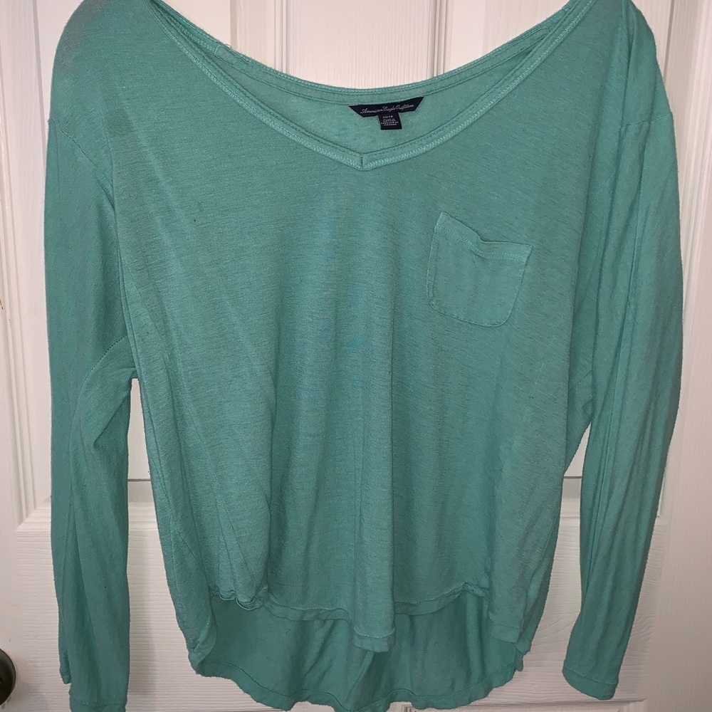 Green light, loose 3/4 sleeve top